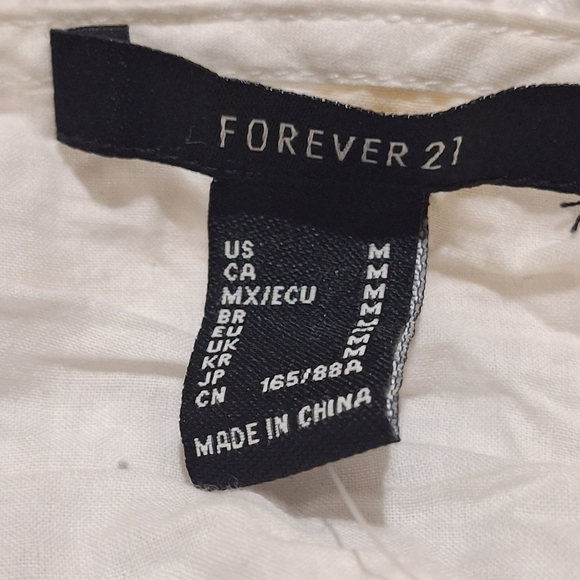 Forever 21 - Picture 3 of 4